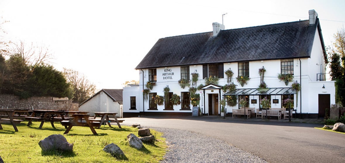 King Arthur Pub & Hotel, country pub with a roaring fire, beer garden, restaurant and more. King Arthur Pub & Hotel, country pub with a roaring fire, beer garden, restaurant and more.