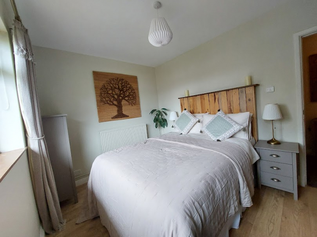 Double Bedroom - South Side - The Swallows Double Bedroom - South Side - The Swallows