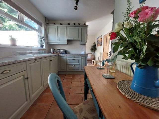 Kitchen – South Side – The Swallows – 2025 2